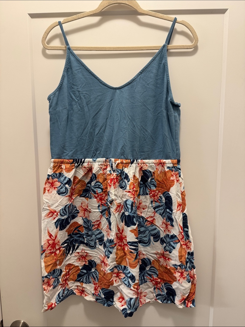 Roxy Tropical Floral Mini Dress. XL